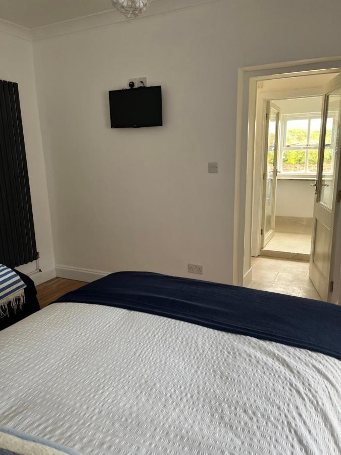 Ferienwohnung Vickers Talbenny Exterior foto
